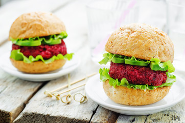 Quinoa, beet and chickpea burgers