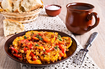Lentils with paprika and corn