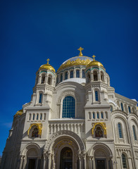 Fototapeta premium Naval cathedral of Saint Nicholas in Kronstadt