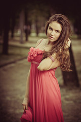 Naklejka premium girl in red dress