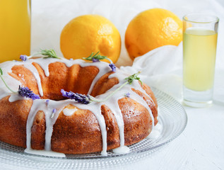Lemon cake with homemade limoncello and lavander