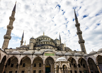 Fototapeta na wymiar Sultanahmet - blue mosque, Istanbul, Turkey