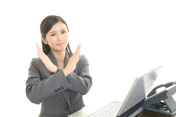 禁止の意思表示をするOL