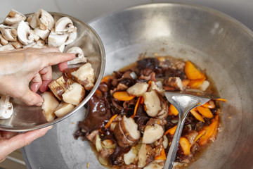 Adding mushroom