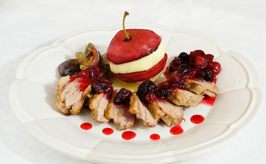 duck breast with cranberries and apple