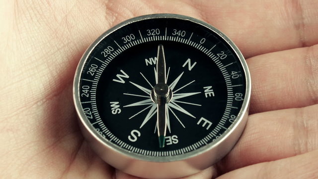 Compass Magnetic North Lost