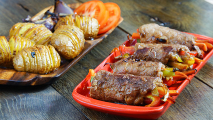 beef rolls with vegetables and soy sauce