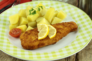 poisson pané et pommes de terre