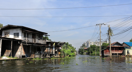 BANGKOK, THAILAND - December 15, 2014: boating on the Chao Phray