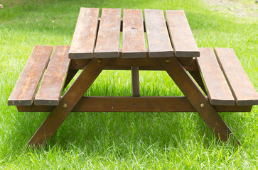 Fototapeta premium table-banc de jardin et de pique-nique bois