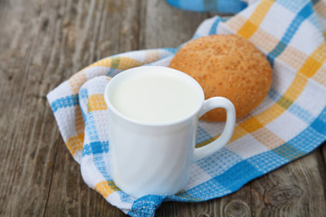Milk and bun