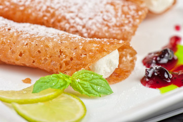 Sicilian cannoli