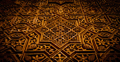 Fototapeta premium Arabic decoration on acient wall