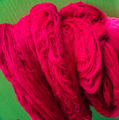 bright pink cotton thread for weaving