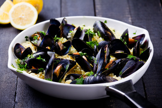 Curry Rice And Mussels