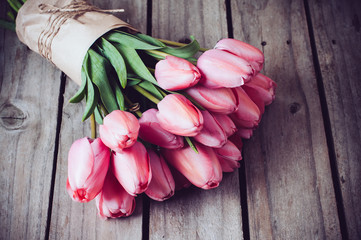 Fototapeta fresh spring pink tulips obraz