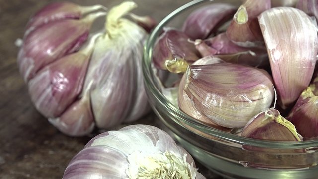 Garlic (not seamless loopable)