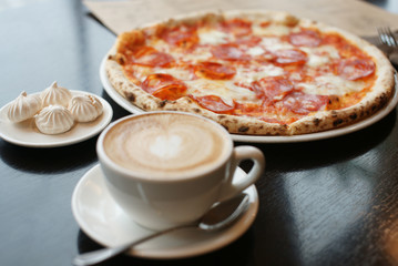 Кофе и пицца