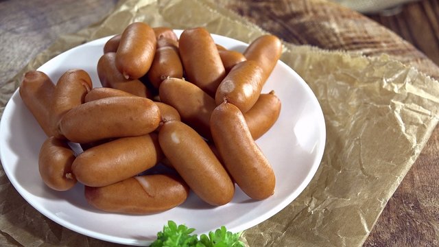 Mini Sausages (not seamless loopable 4K UHD footage)