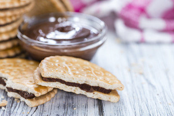 Double Cookies (with Chocolate Cream)