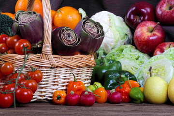 Verdura e ortaggi con frutta