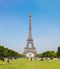 Fototapeta premium Eiffel tower in Paris