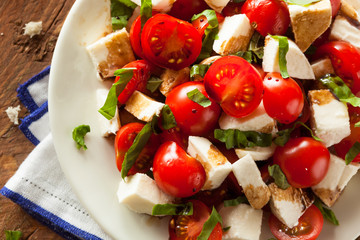 Homemade Healthy Caprese Salad