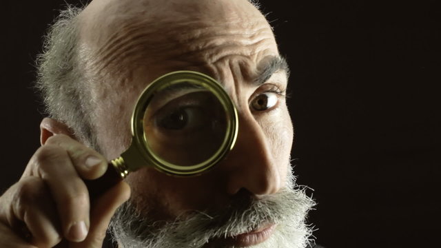 Private eye magnifying lens dark