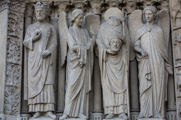 Fototapeta na wymiar Paris - West facade of Notre Dame Cathedral. 