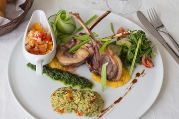 Rack of lamb with bulgur and grilled vegetables