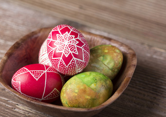 Decorated Easter eggs in bowl