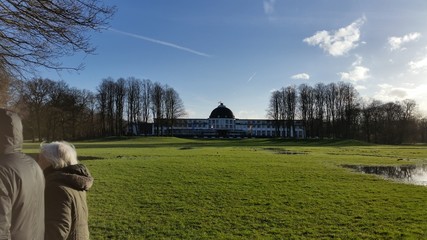 Obraz premium Spaziergang durch den Bremer Bürgerpark