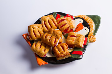 Children's biscuits .