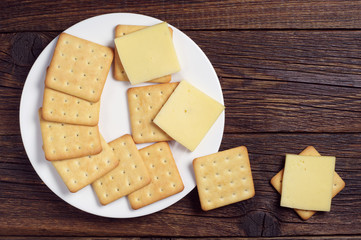 Crackers with cheese