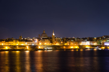 Fototapeta na wymiar View of Malta. Old Valletta in night