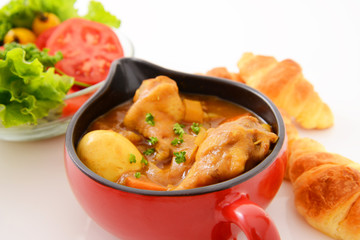 カレーとサラダとパン