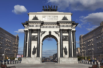 Fototapeta na wymiar The triumphal arch in Moscow