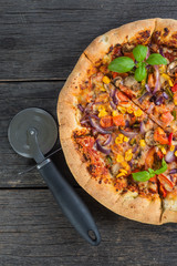 Homemade italian vegetarian pizza