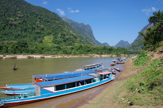 Riviere au Laos