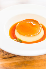 Caramel custard pudding