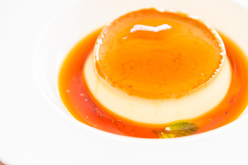 Caramel custard pudding