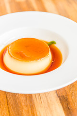 Caramel custard pudding