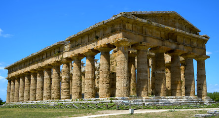 Fototapeta premium Stately greek temple of Neptune - Paestum, Italy