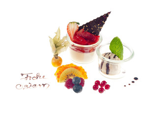 spargel sahne pudding mit balsamico eis und obst
