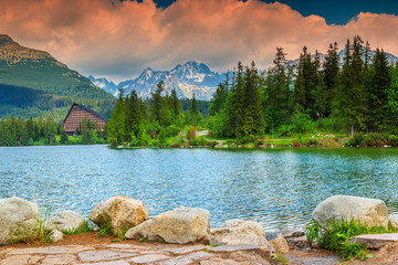 Plakaty  Alpejskie jezioro górskie w Tatrach Wysokich, Szczyrbskie Jezioro, Słowacja