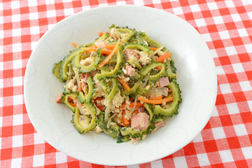 沖縄料理のゴーヤチャンプルー