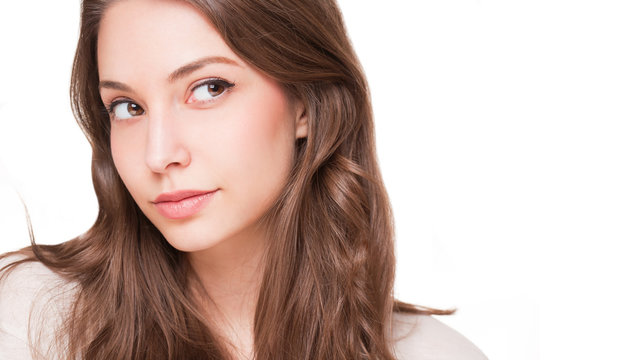 Expressive brunette beauty.