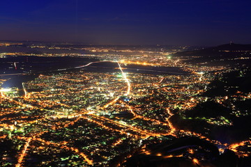 Luftaufnahmen bei Nacht