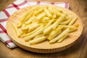 Patatas fritas saladas