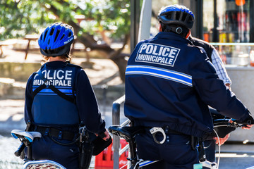 Police à vélo